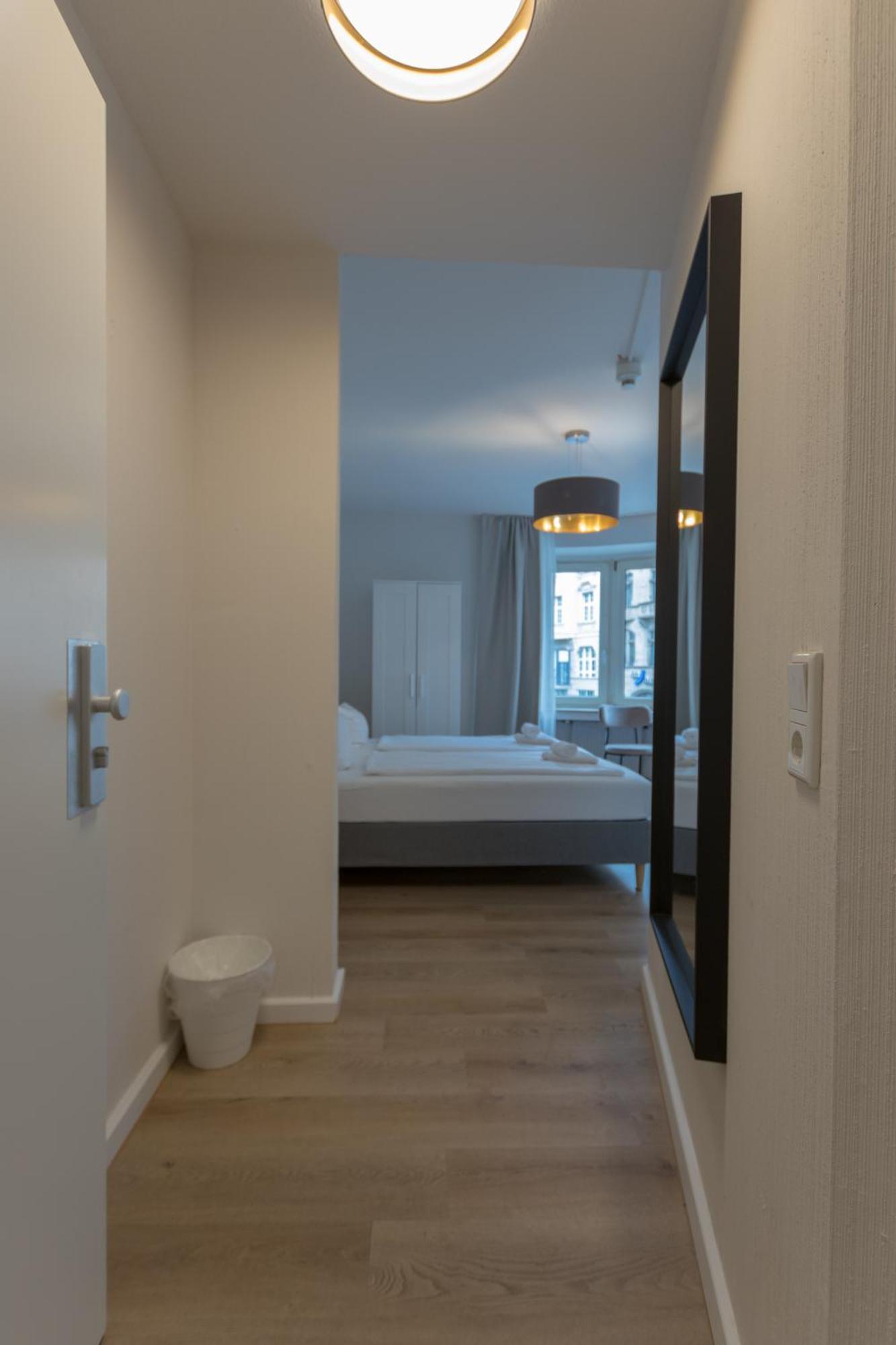 Hotel Doerenkamp Self-Check-In Dusseldorf Bagian luar foto